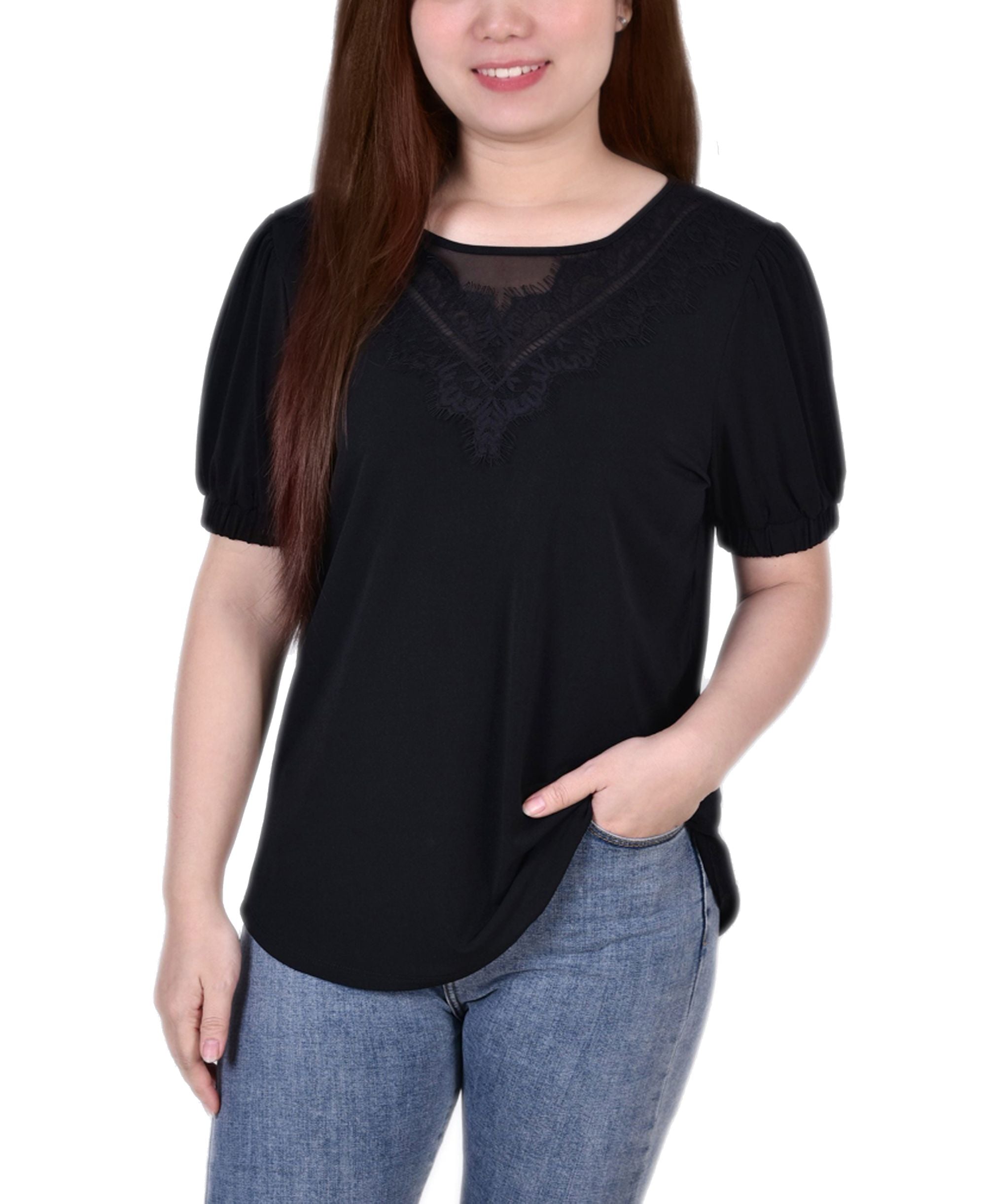 Petite Size Short Puff Sleeve Top With Lace