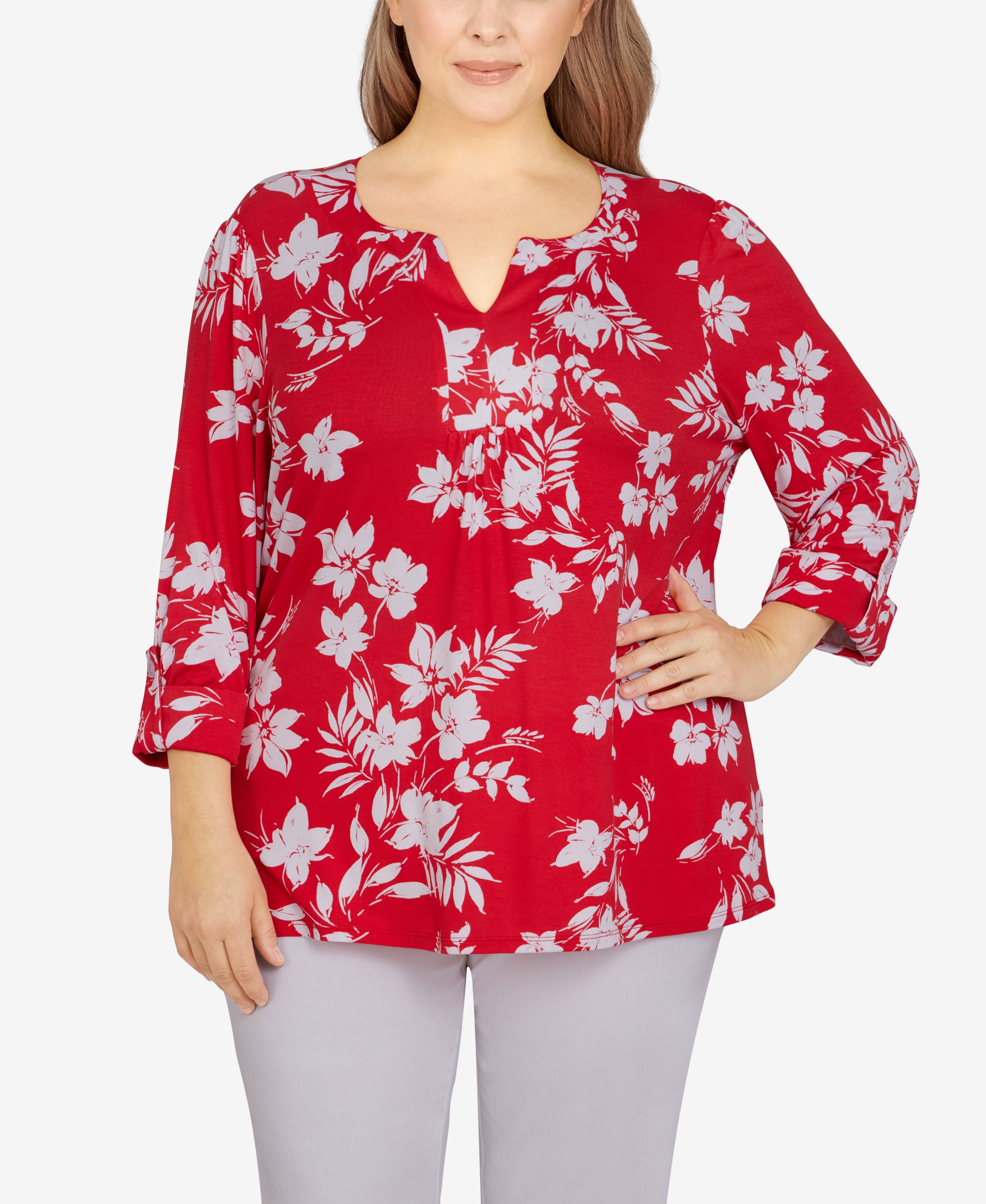Plus Size Floral Pleated Top