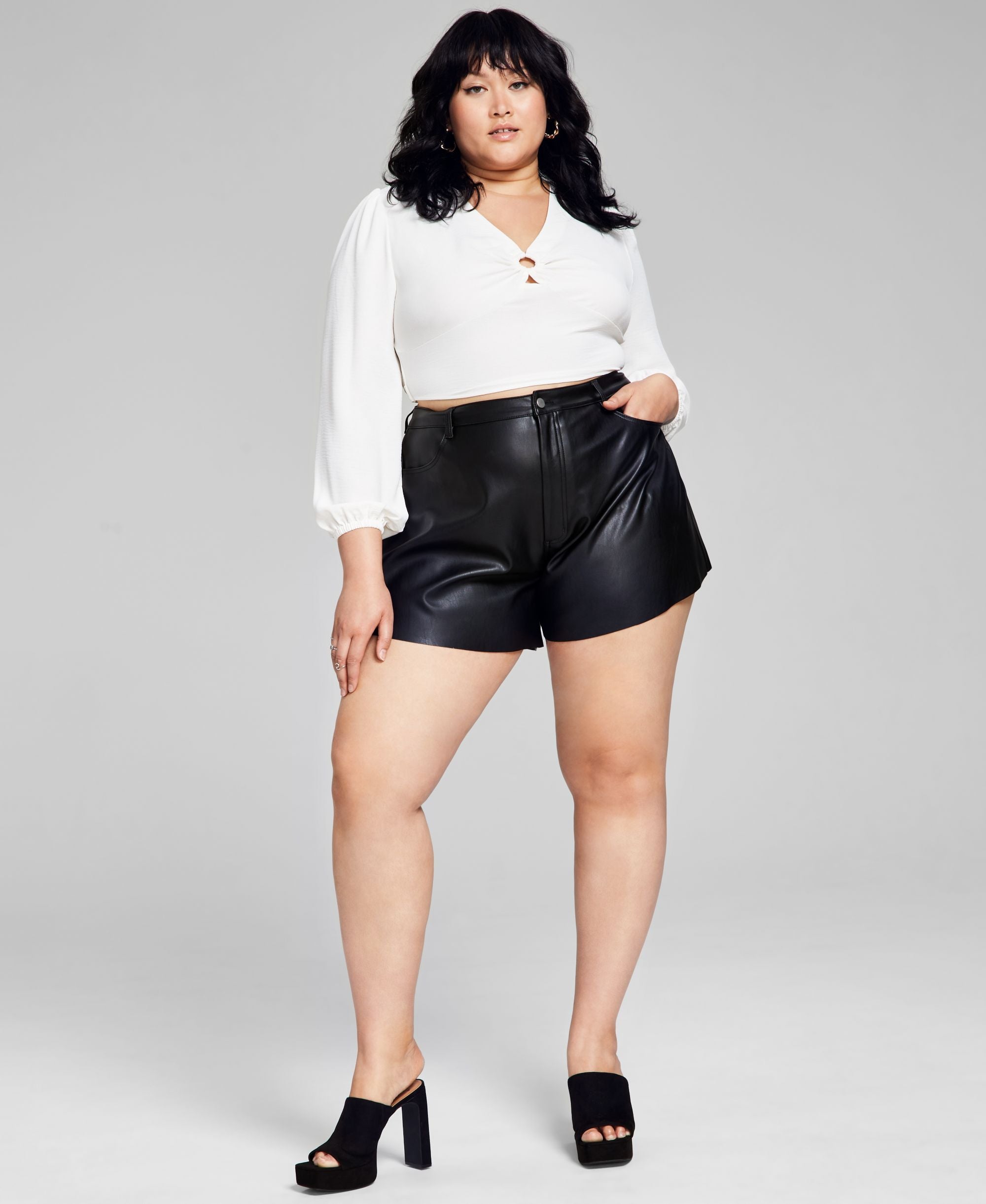 Trendy Plus Size Faux-Leather Trumpet Shorts