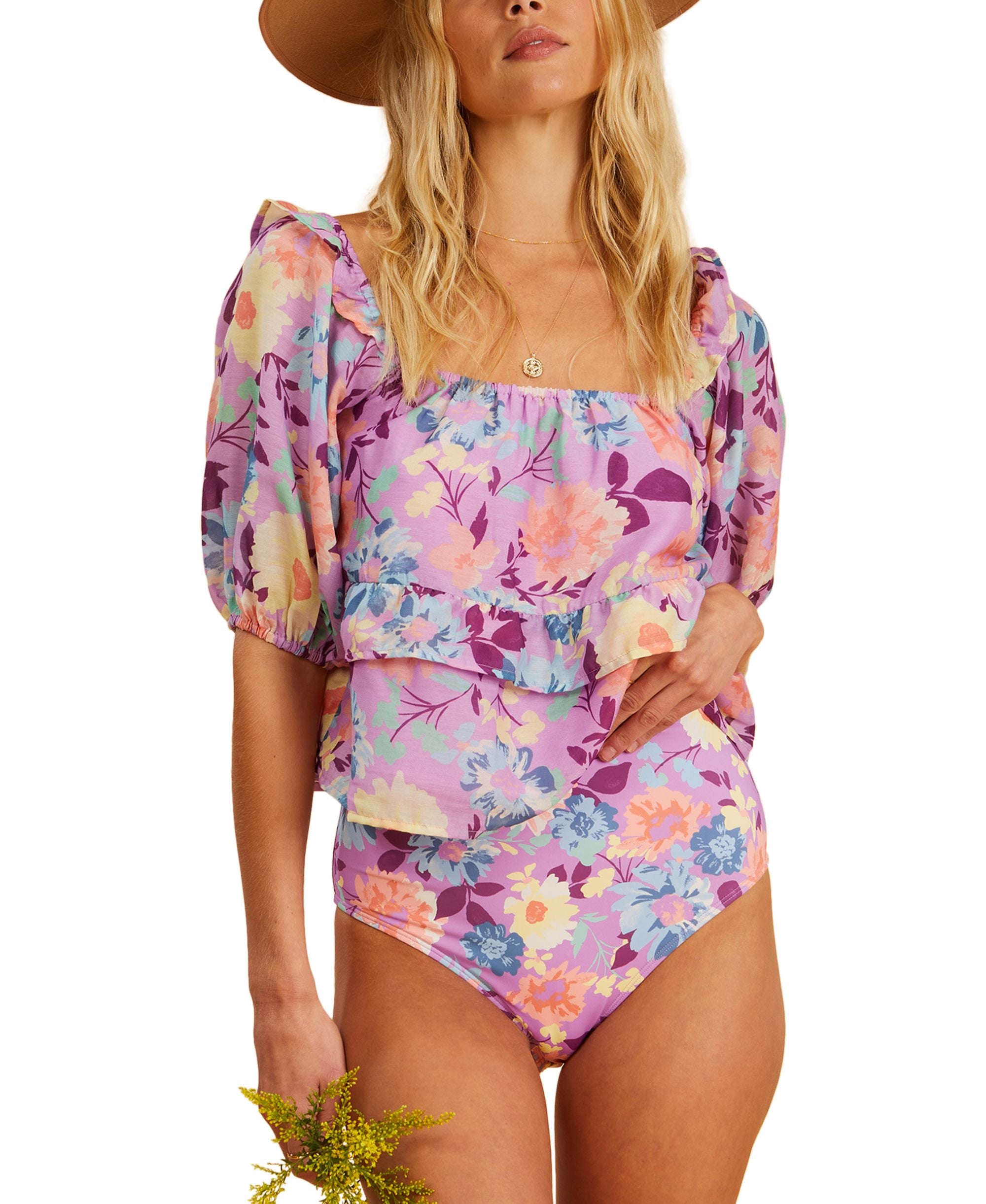 x The Salty Blonde Juniors' Sweetest Ever Printed Peplum Top