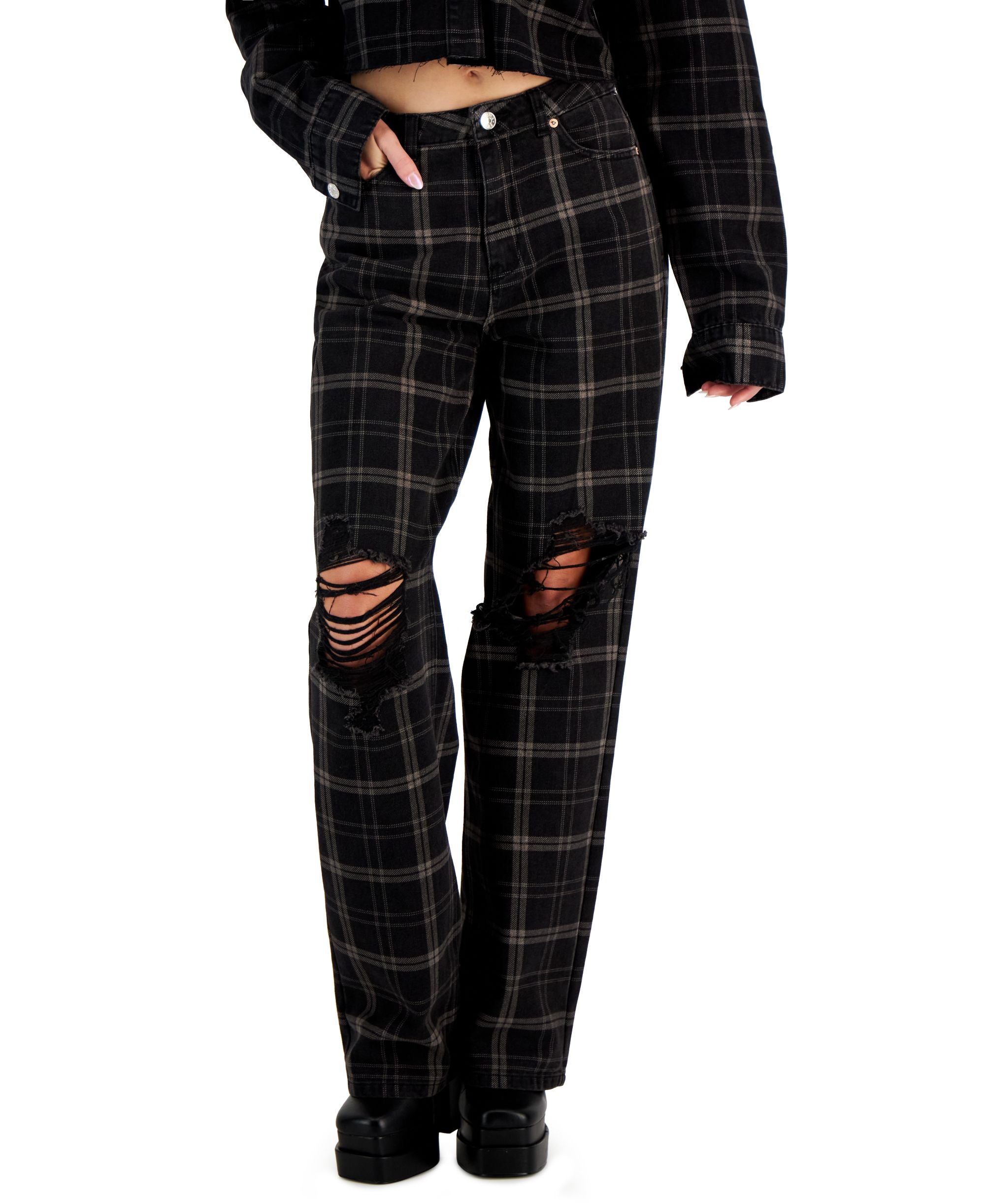 Juniors' Distressed High-Rise Plaid-Print Dad Jeans