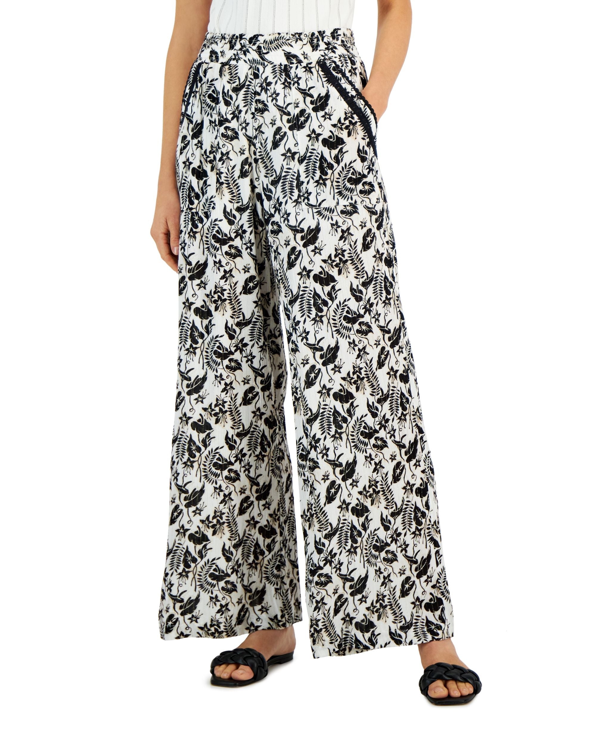 Women's Printed Pull-On Wide-Leg Pants