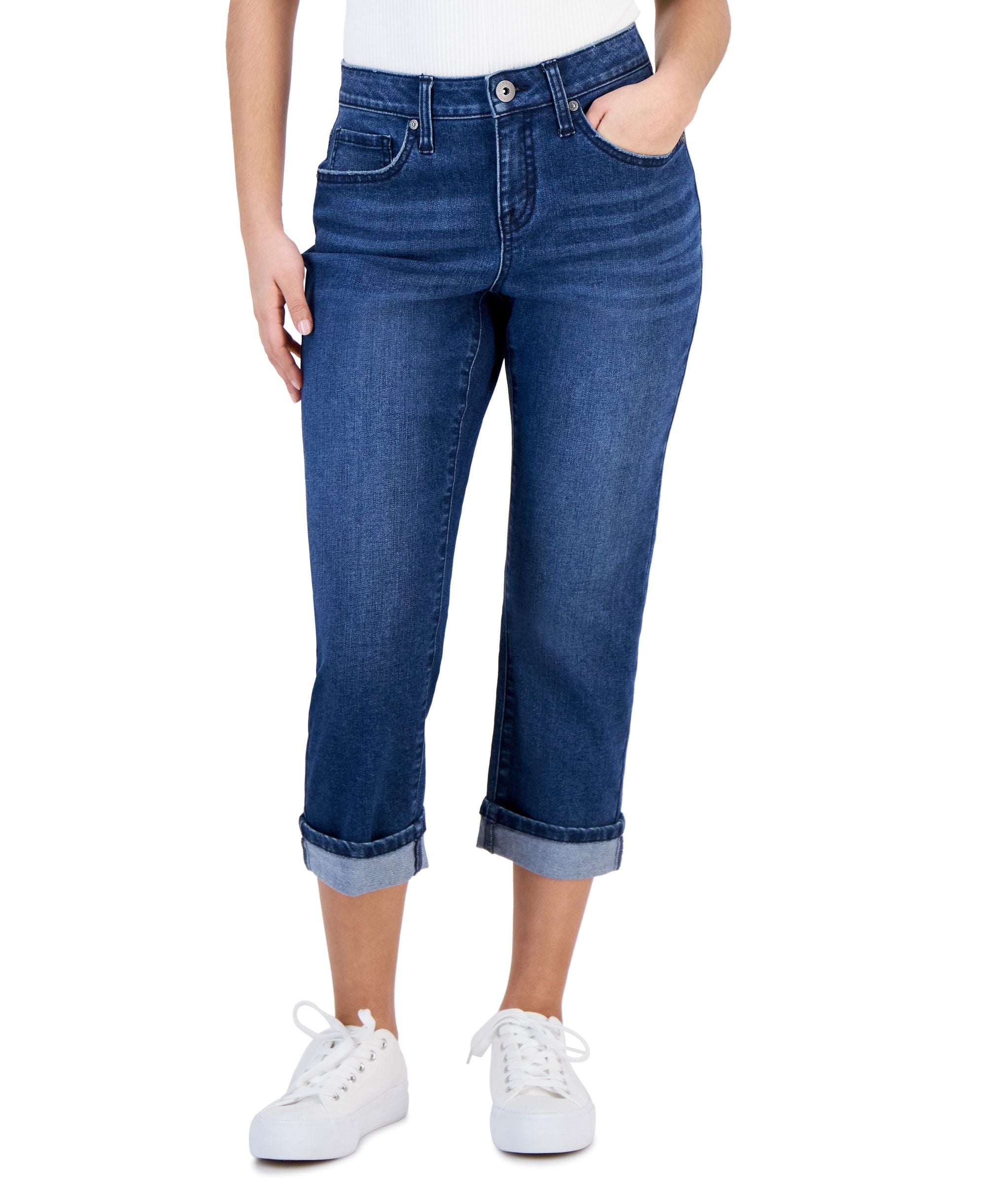Petite Mid-Rise Curvy-Fit Roll Cuff Capri Jeans