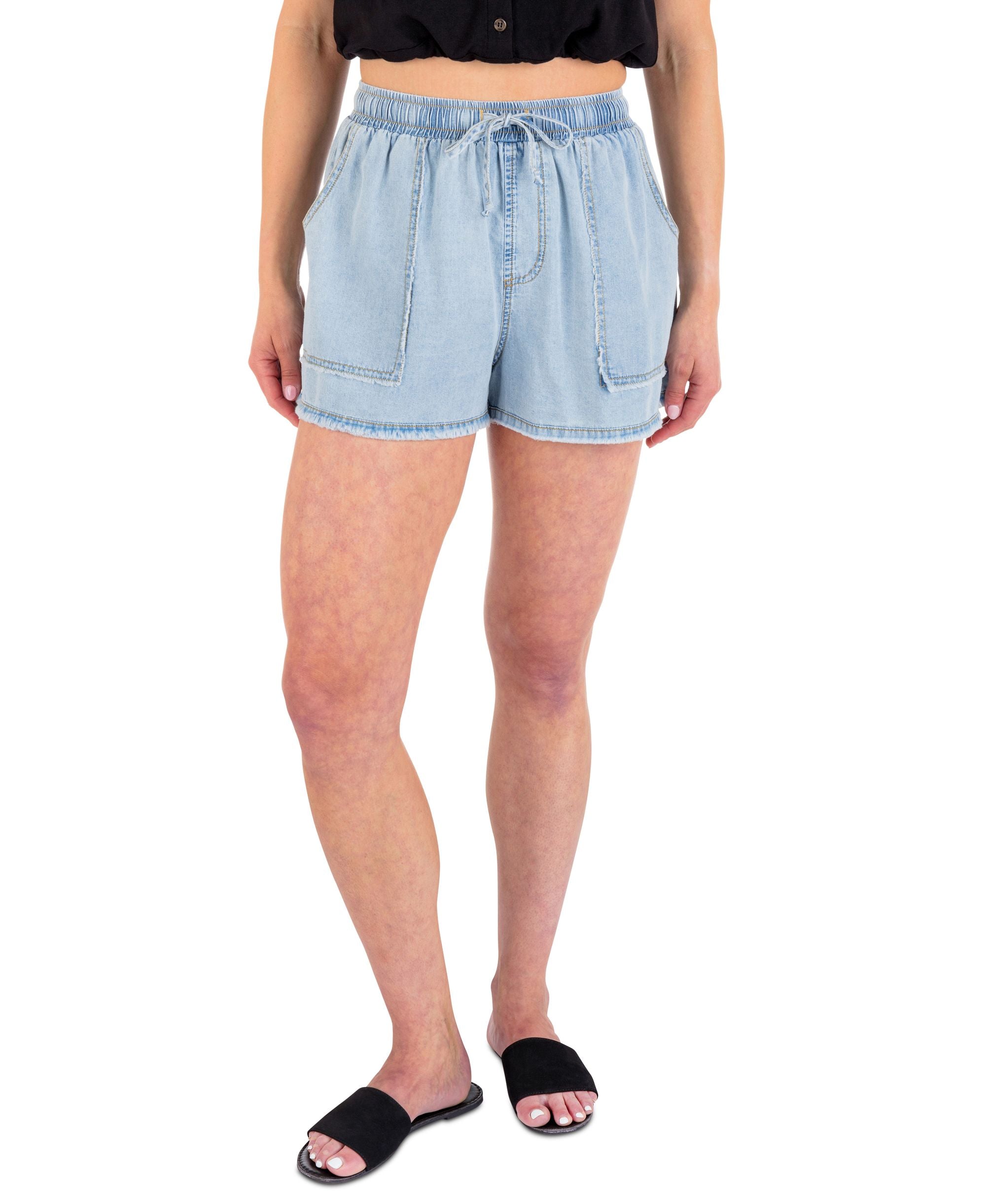 Juniors' Kendra Cotton Chambray Raw-Hem Shorts