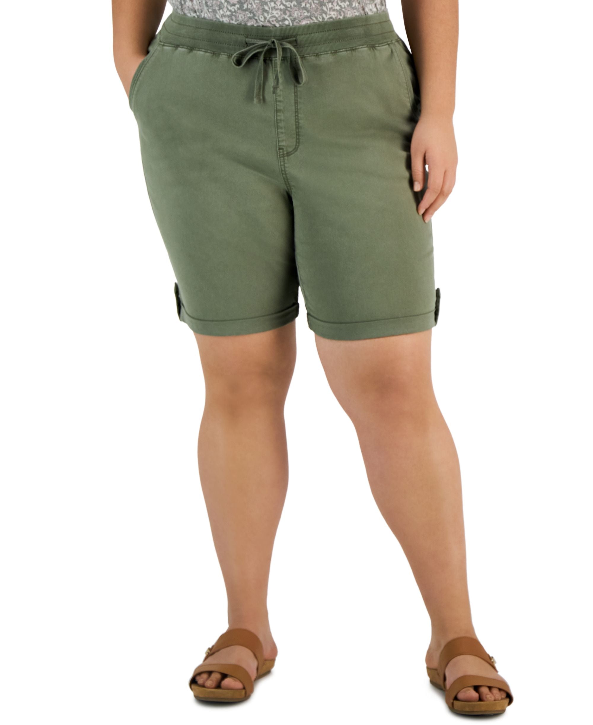 Plus Size  Woven Cuffed Pull-On Shorts
