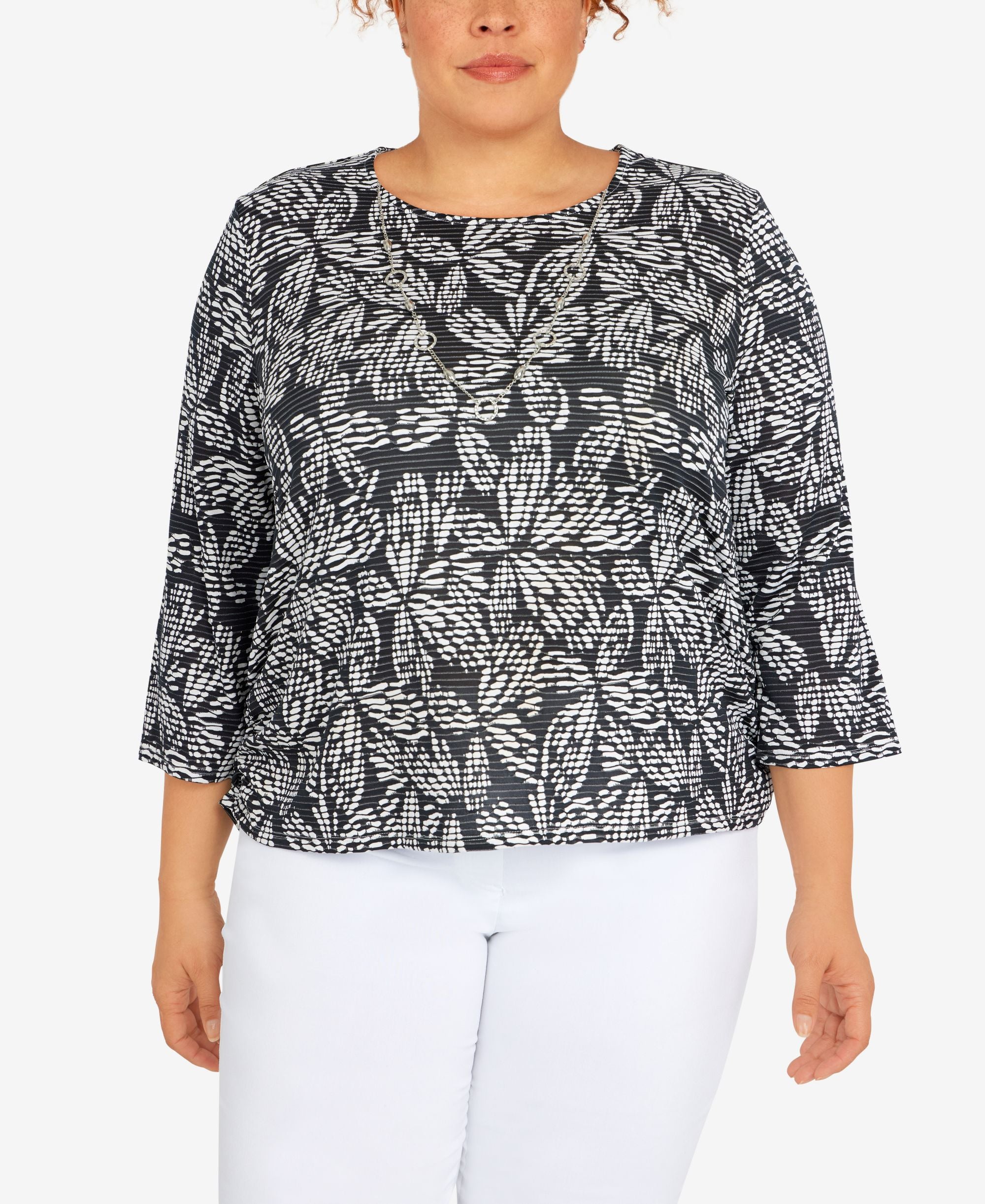 Plus Size Classic Floral Jacquard Butterfly Knit Top with Necklace