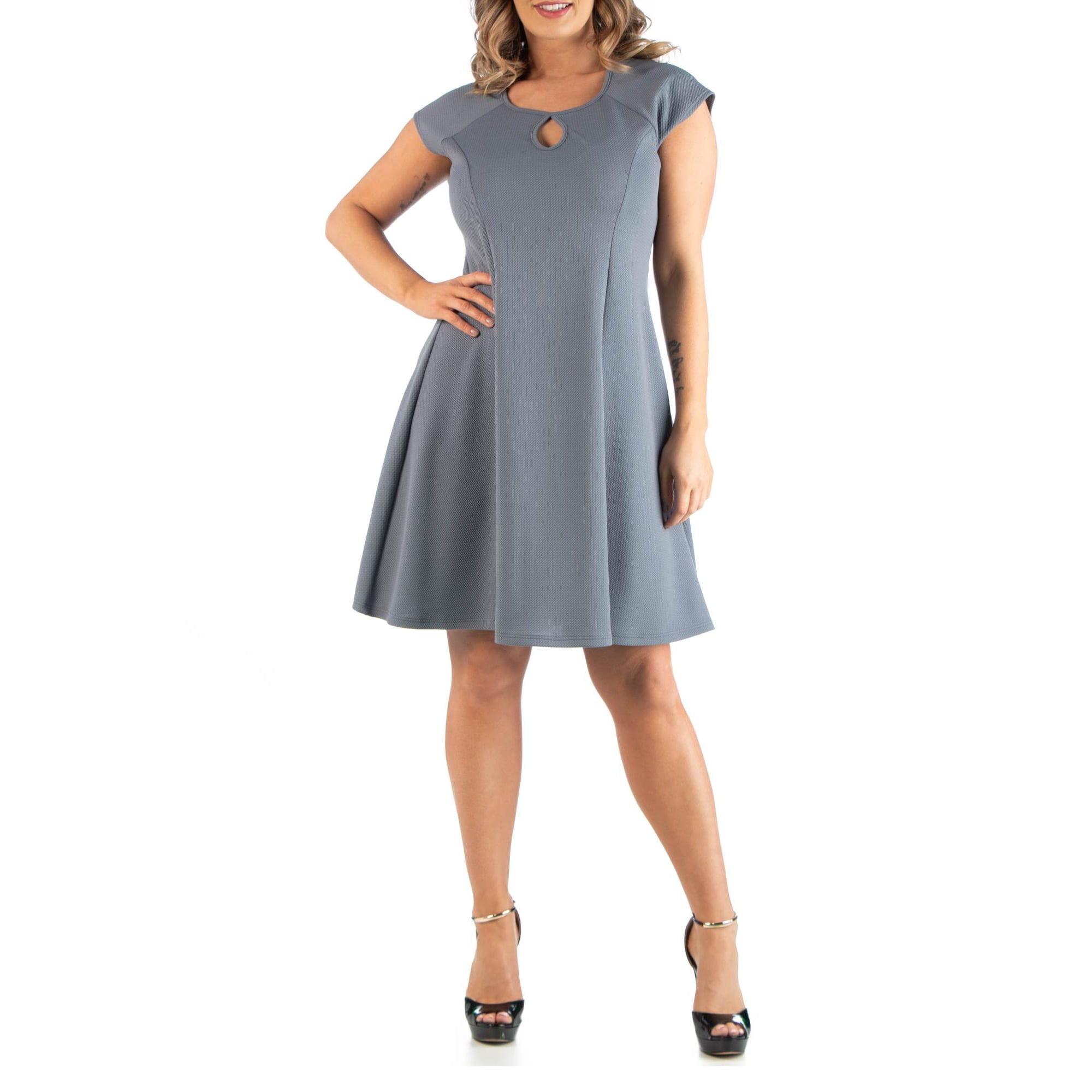 Plus Size Keyhole Neck Dress
