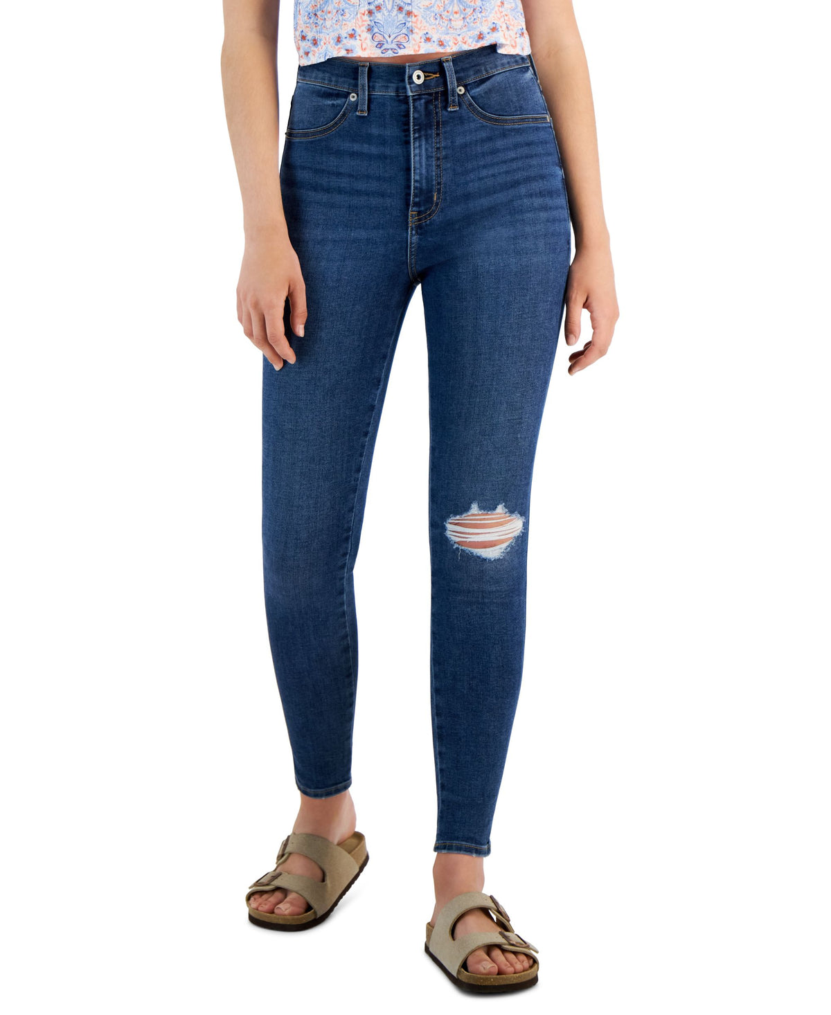 Juniors' Faded Pocket Distressed Skinny Jeans