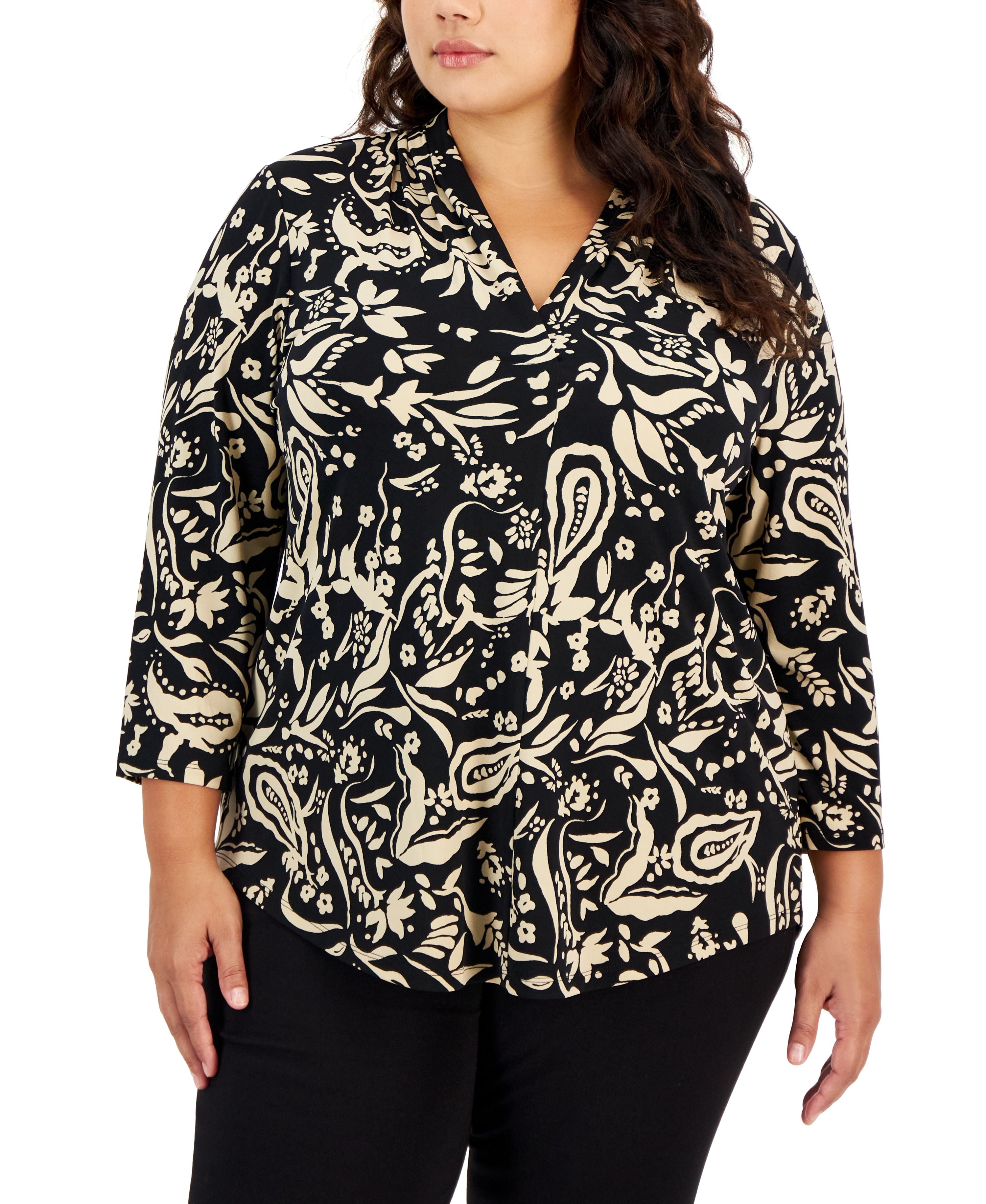 Plus Size Garden Print V-Neck Top