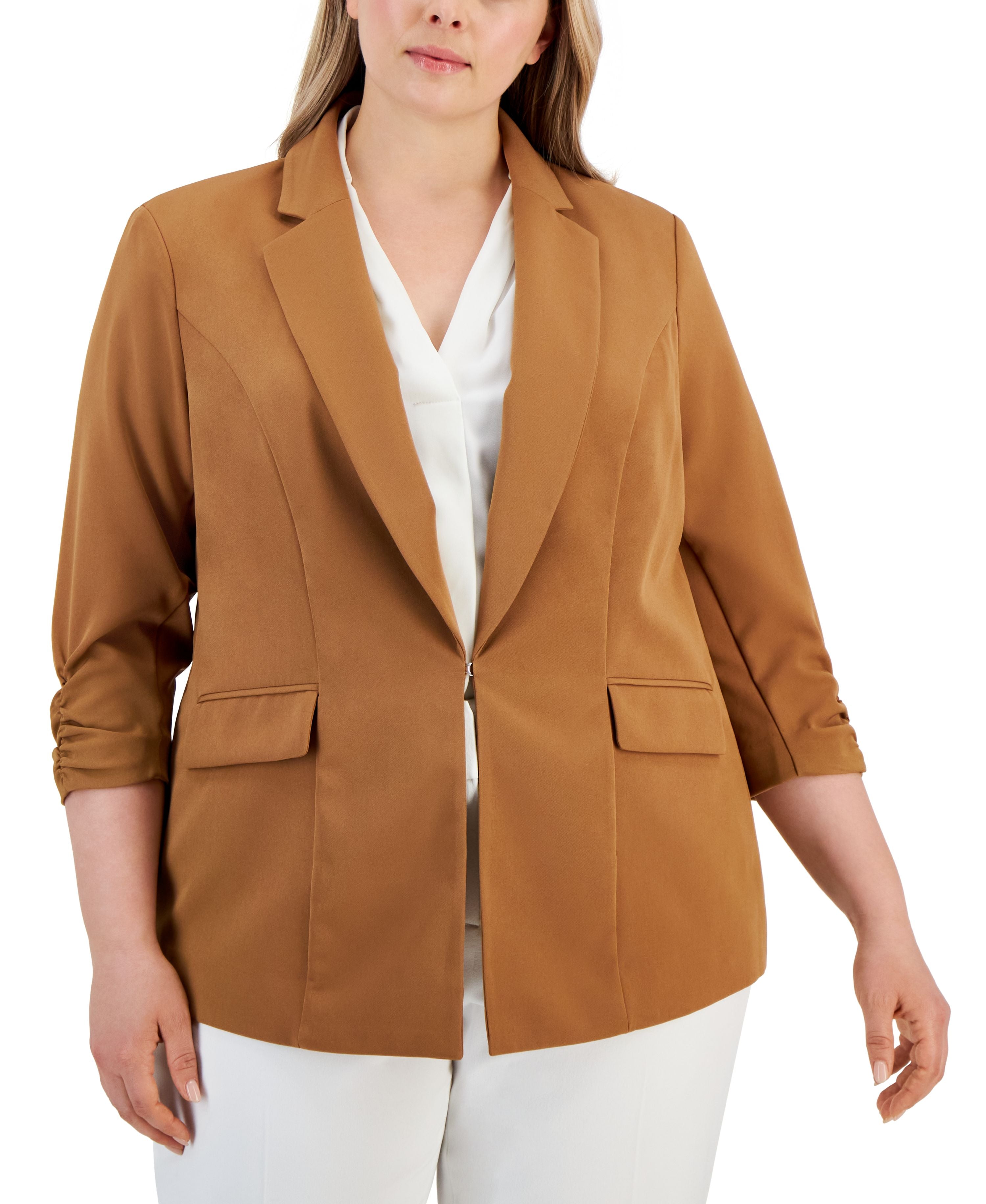 Plus Size 3/4-Sleeve Blazer