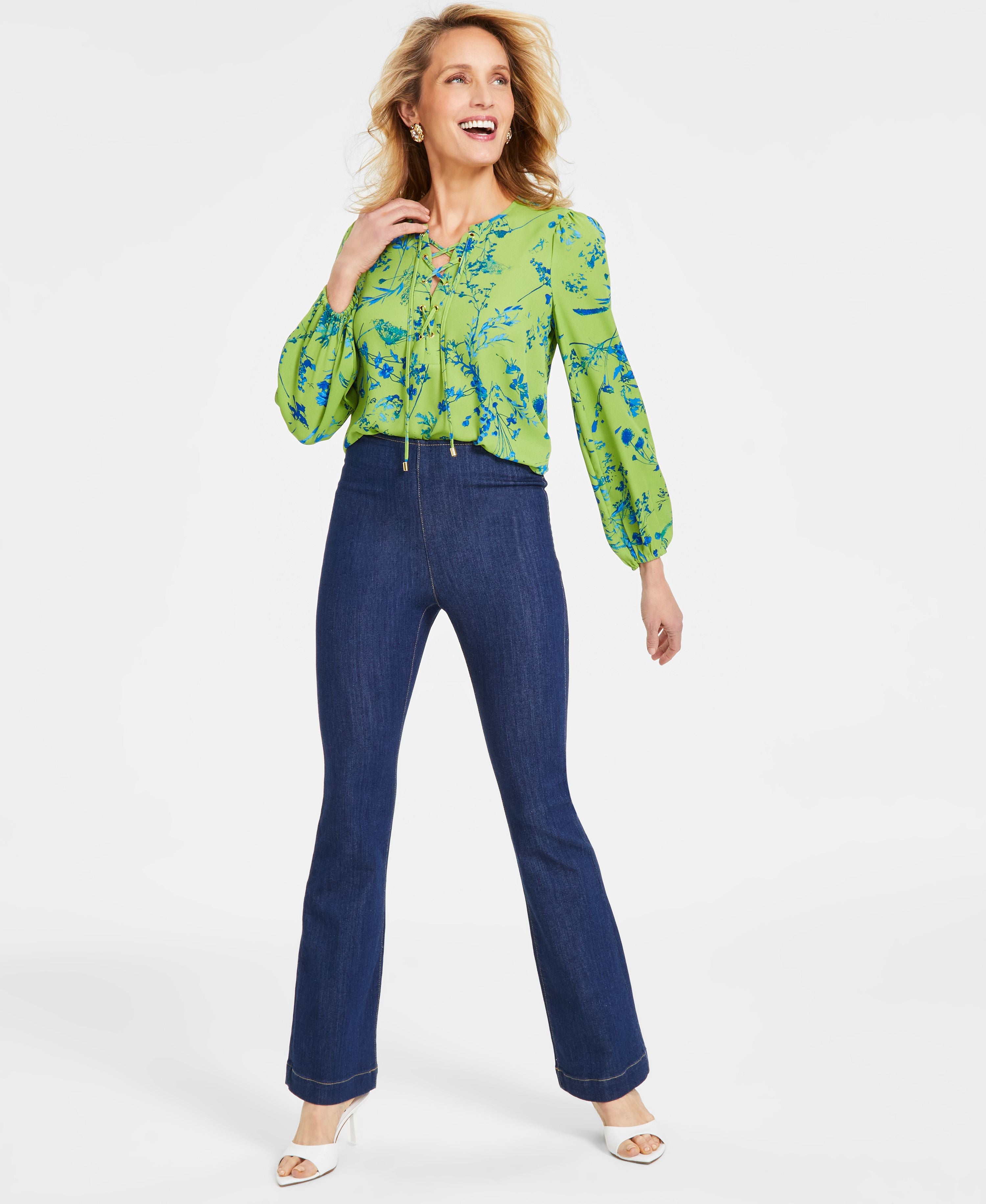 Women's Bootcut Pull-On Jeans
