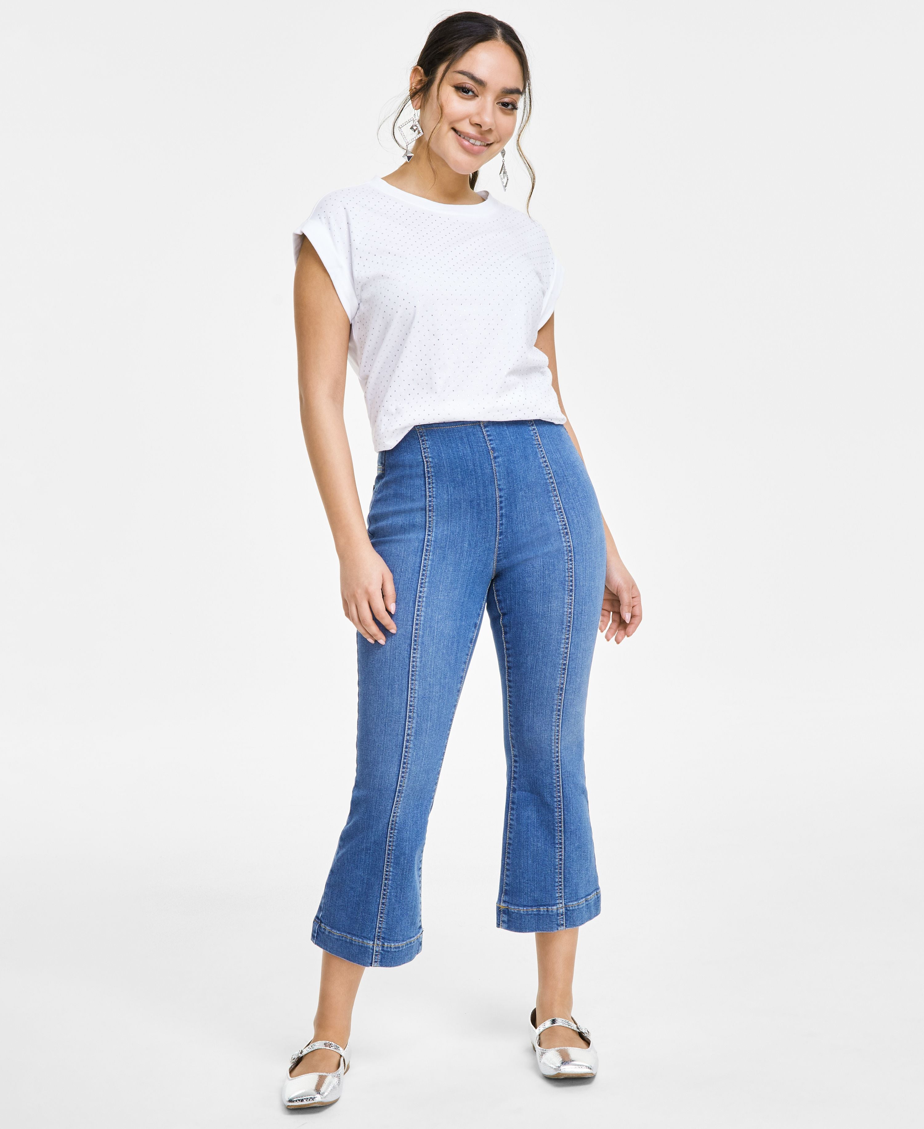 Petite Pull-On Cropped Flare Jeans