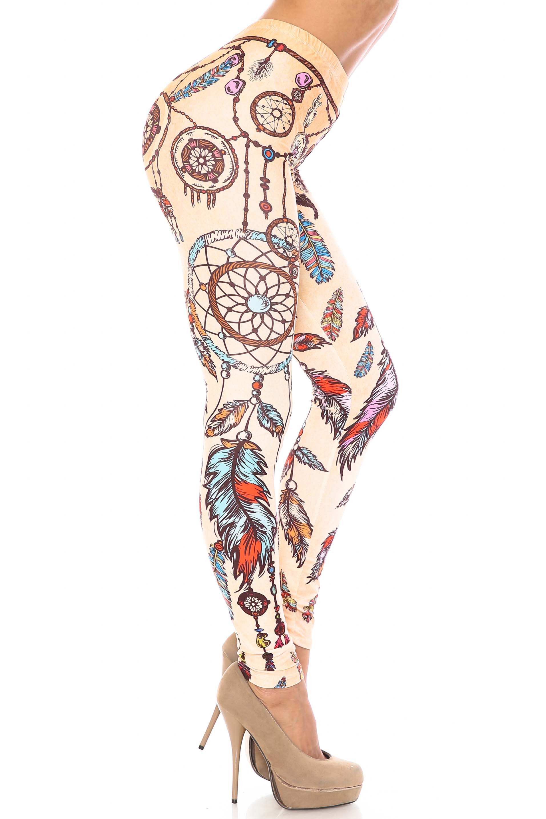 Creamy Soft Dreamcatcher Plus Size Leggings - USA Fashion (One Size Plus,Beige)