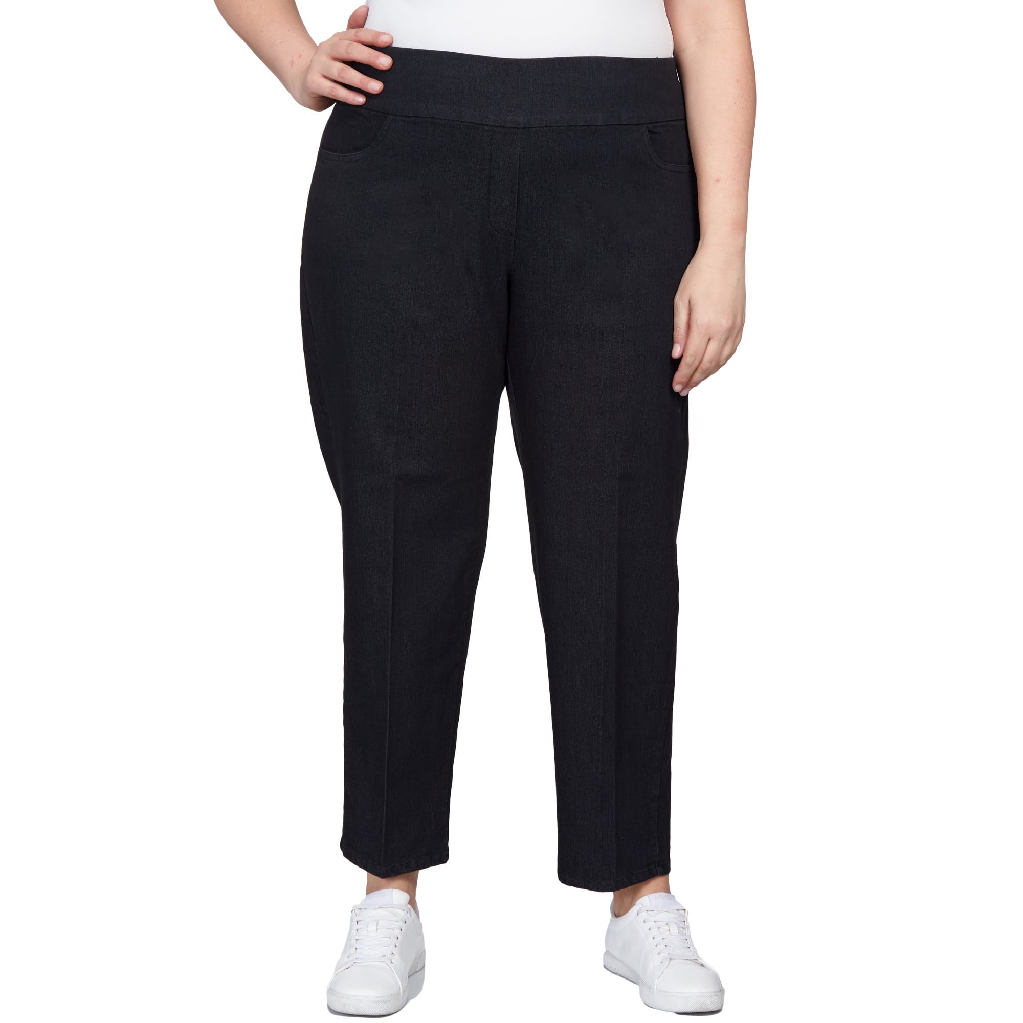 Plus Size Super Stretch Mid-Rise Short Length Pant