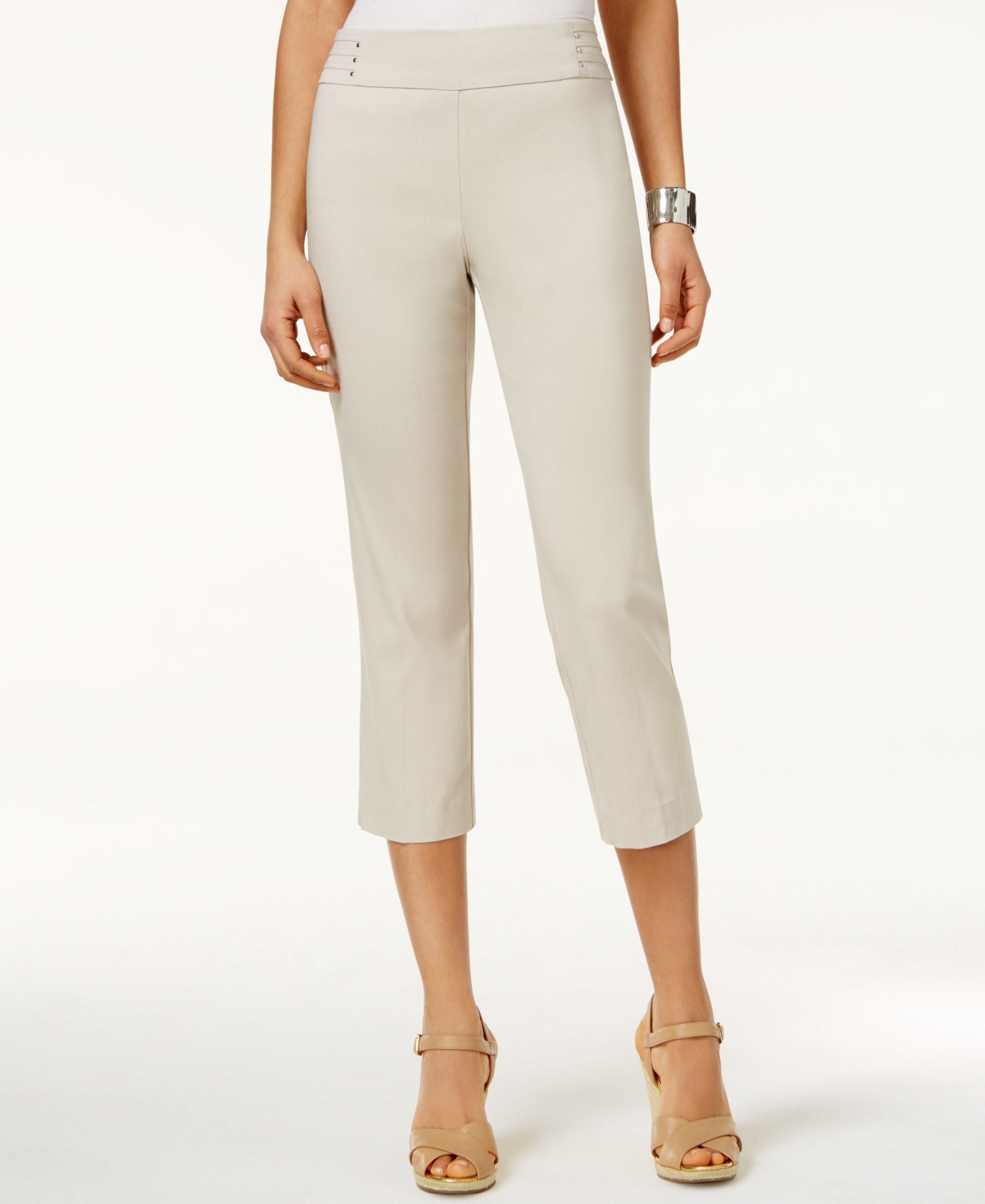 Petite Rivet-Detail Tummy Control Capri Pants