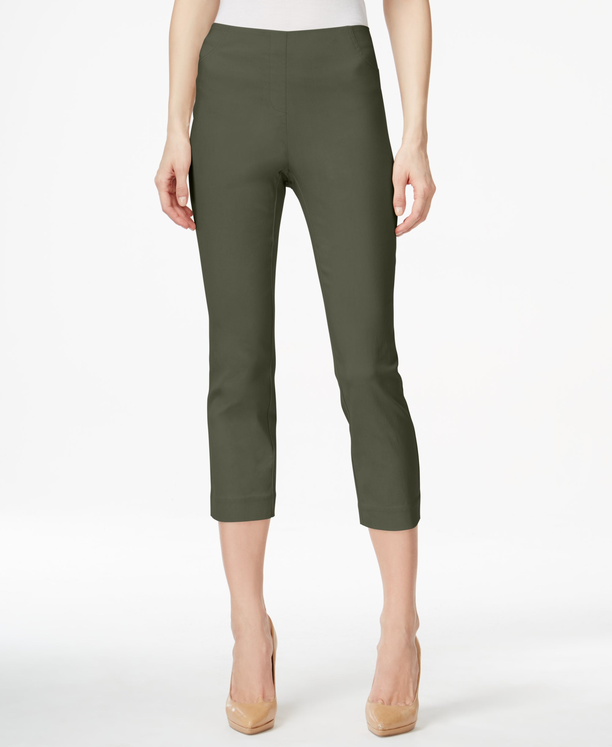 Pull-On Capri Pants