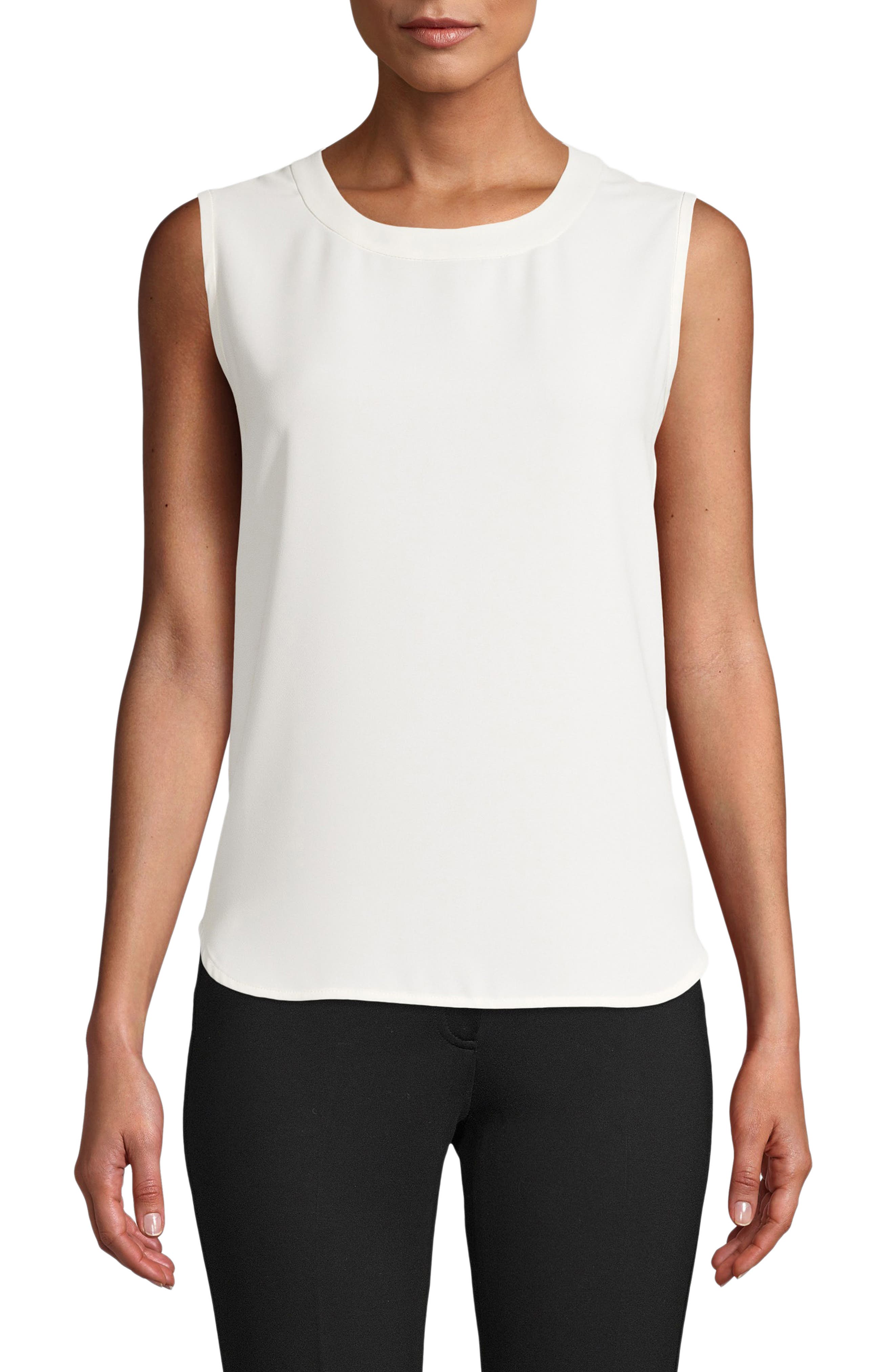 Scoop-Neck Shell