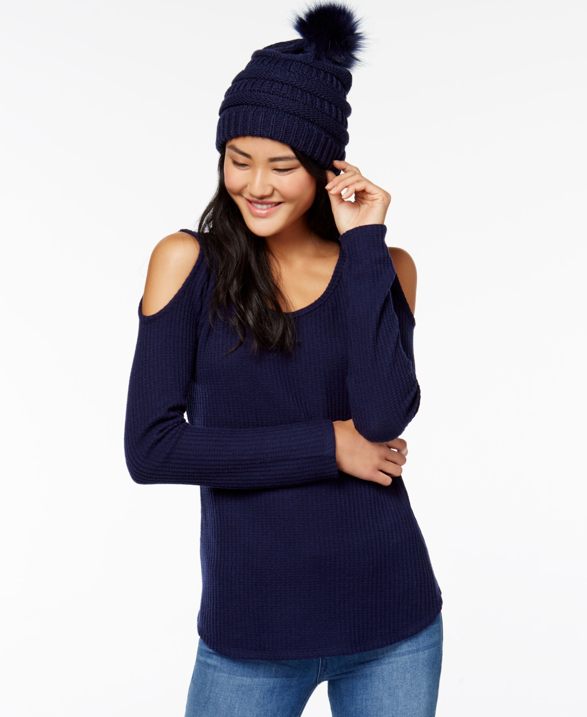 Juniors' Waffle-Knit Cold-Shoulder Top & Faux Fur-Trimmed Beanie
