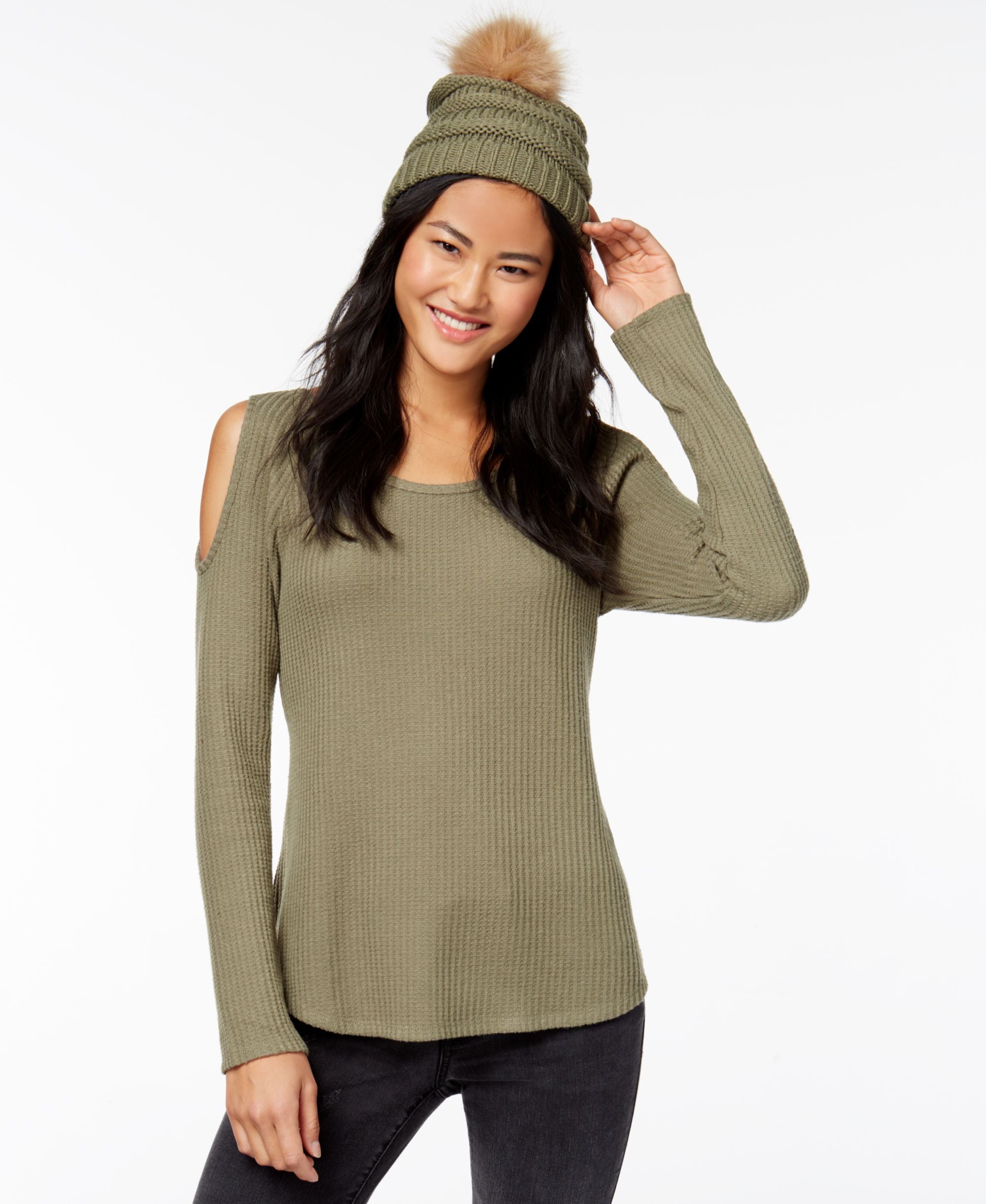 Juniors' Waffle-Knit Cold-Shoulder Top & Faux Fur-Trimmed Beanie