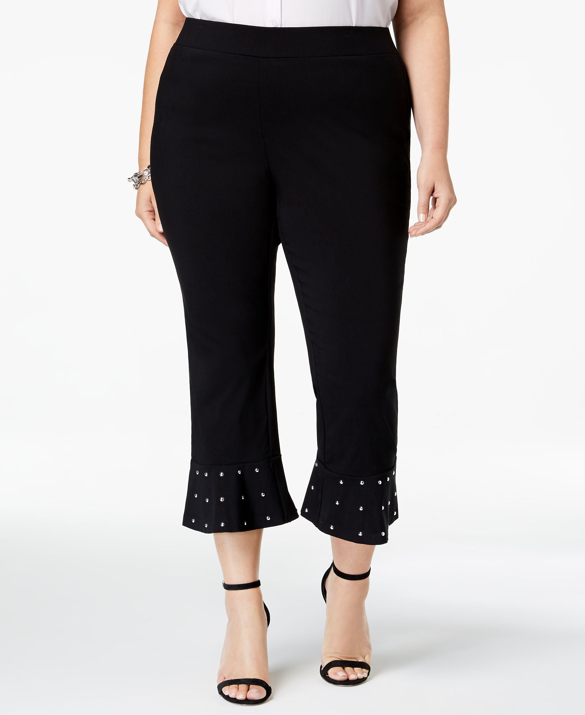 Plus Size Embellished Hem Capri Pants