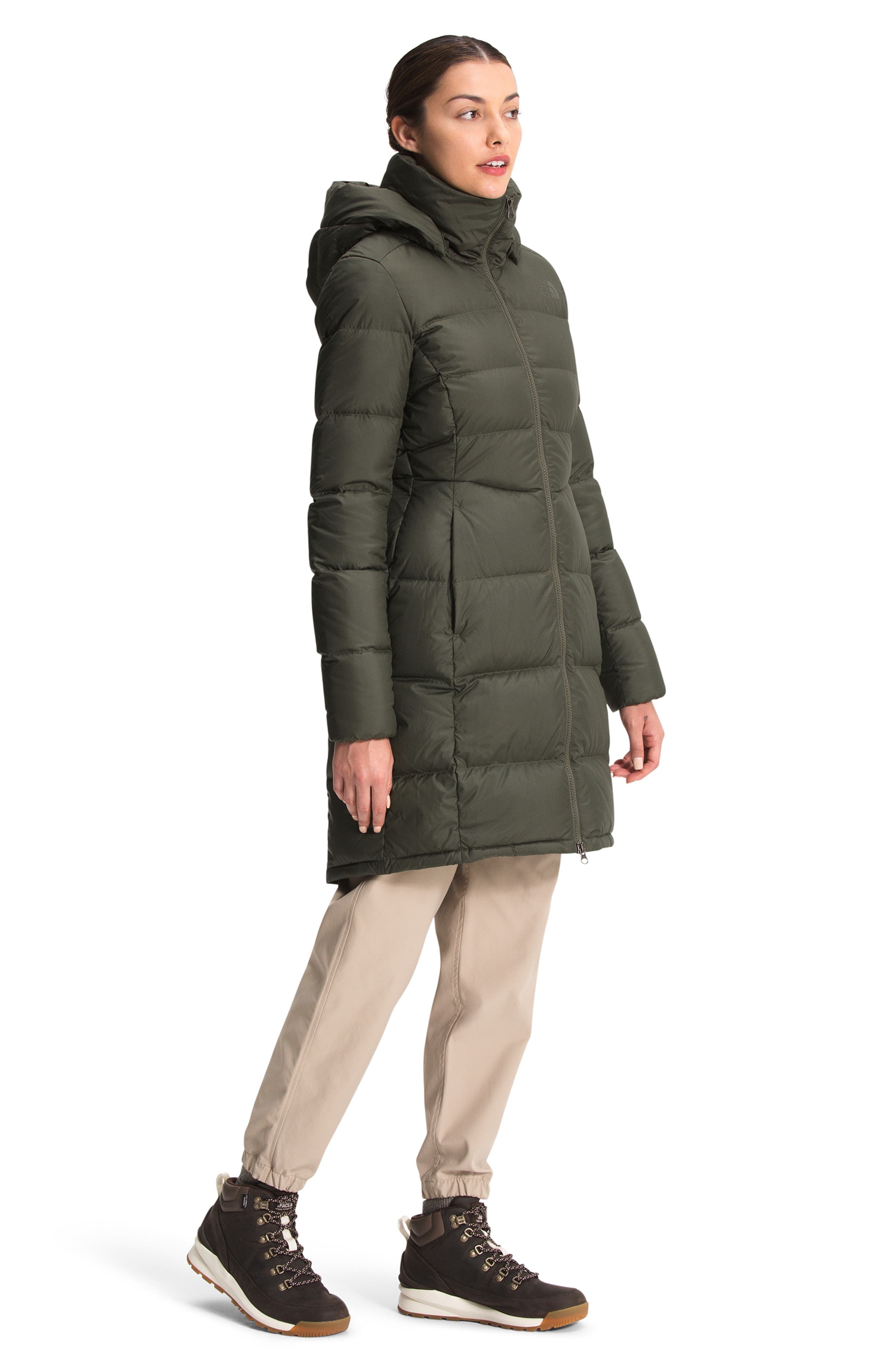 The North Face Metropolis Water Repellent 550 Fill Power Down Hooded